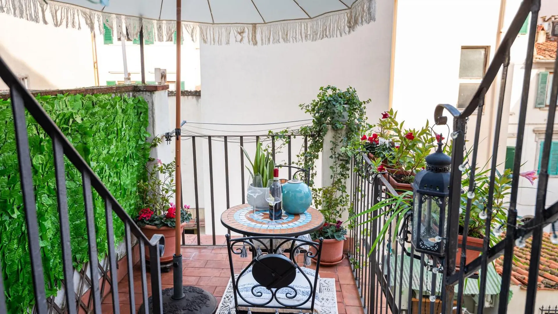 House Of Happy Hours With Terrace Florence Apartment