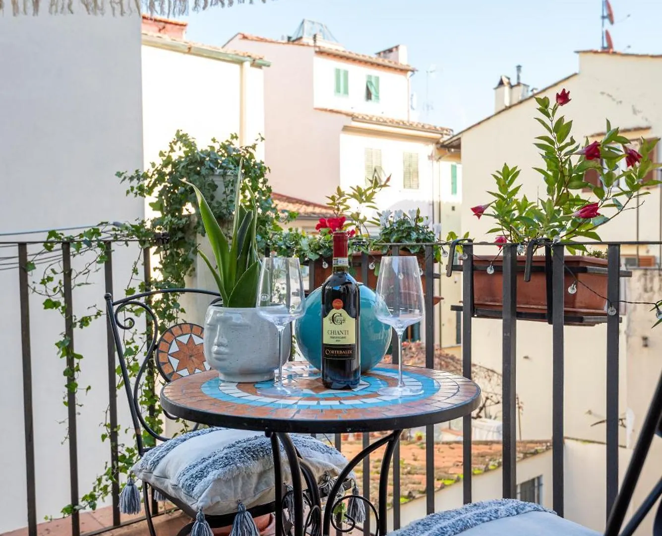 House Of Happy Hours With Terrace Apartment Florence
